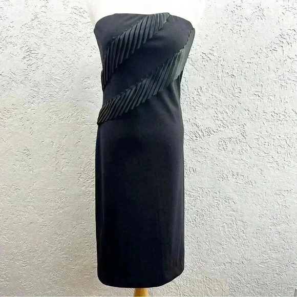 Vintage Victoria Royal Black fitted strapless dress size 6 - Picture 2 of 9